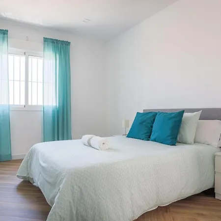 Apartamento Algaba Aral *