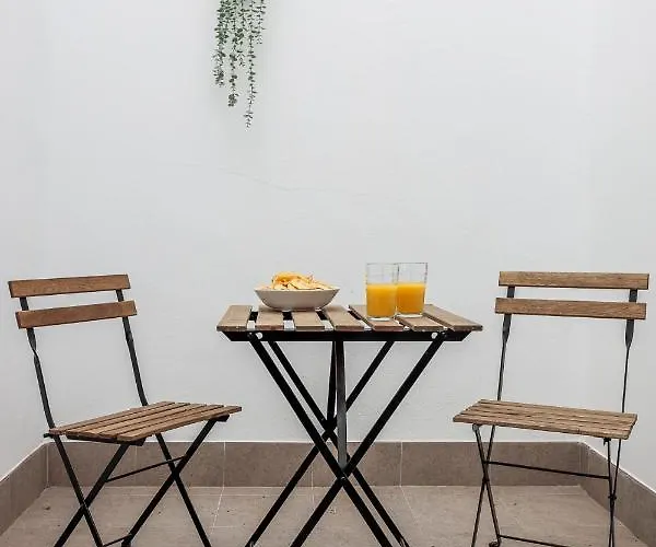 Algaba Aral Apartamento *
