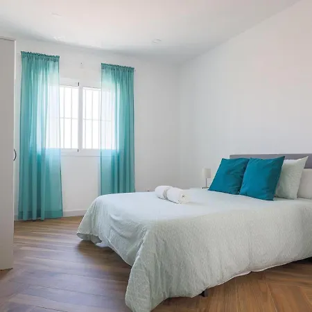 Algaba Aral Apartamento