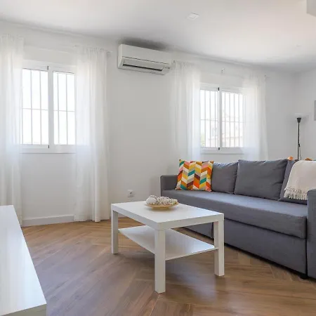 Algaba Aral Apartamento