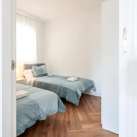 Algaba Aral Apartamento *
