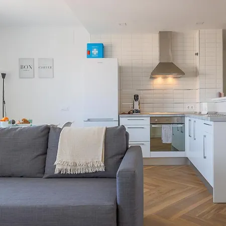 Algaba Aral Apartamento