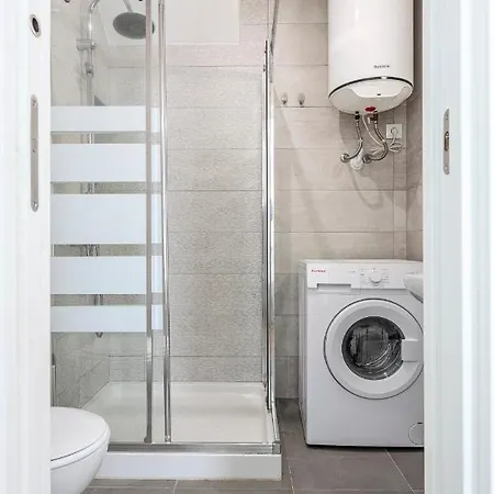 Apartamento Algaba Aral *